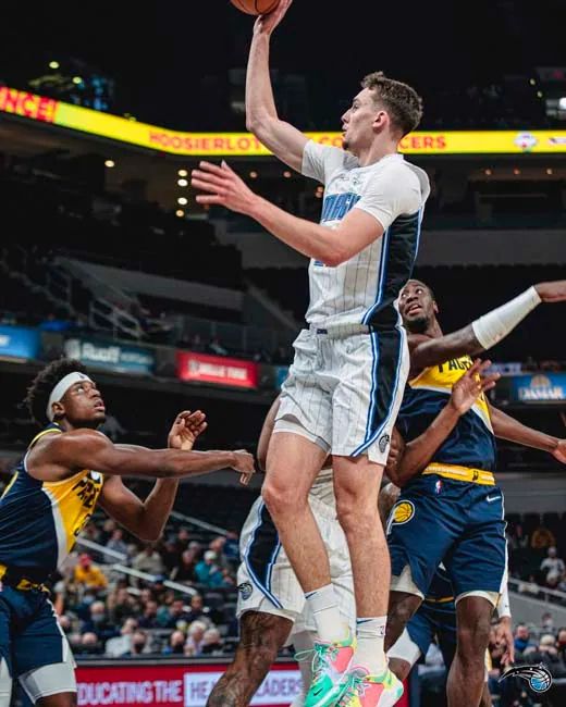 于传播的视 于传播的视