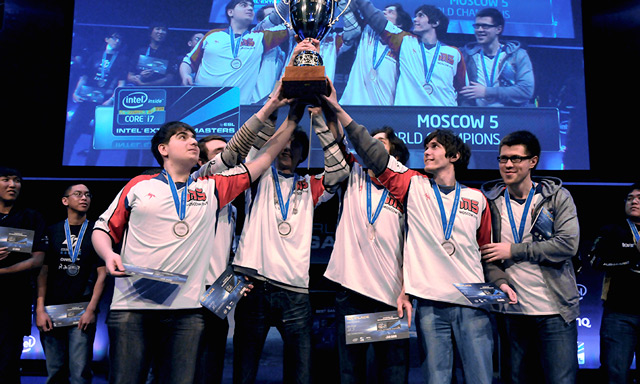 场强强对话 场强强对话